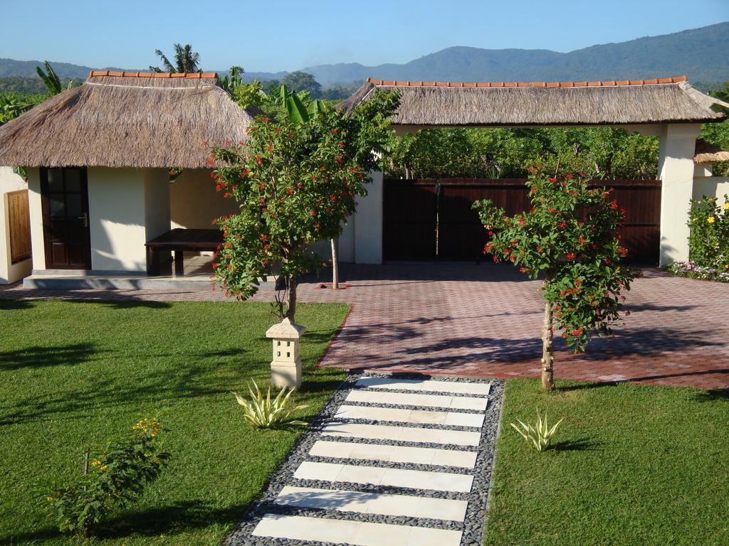 Villa Pelangi Bali Seririt  Δωμάτιο φωτογραφία