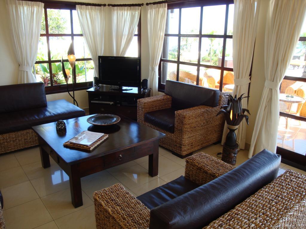 Villa Pelangi Bali Seririt  Δωμάτιο φωτογραφία